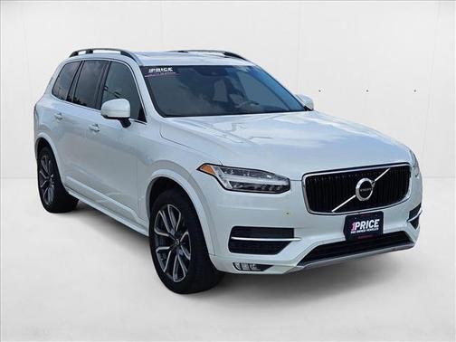 2019 Volvo XC90 T6 Momentum