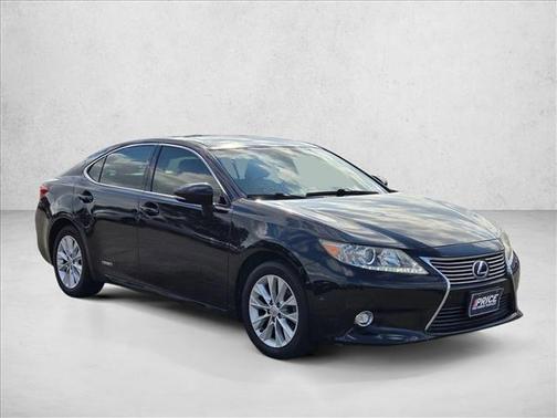 2015 Lexus ES 300h Base