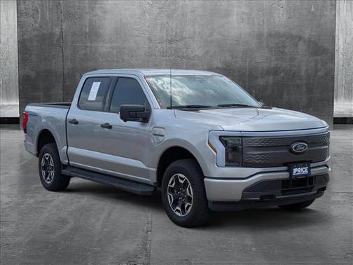 2023 Ford F-150 Lightning XLT