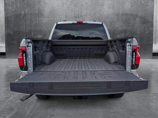 2023 Ford F-150 Lightning XLT