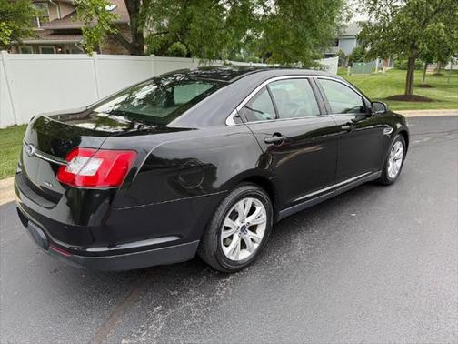 2011 Ford Taurus SEL