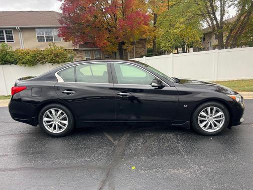2014 INFINITI Q50 Premium