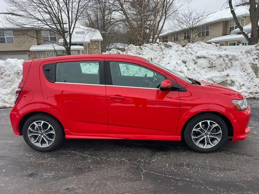 2018 Chevrolet Sonic LT