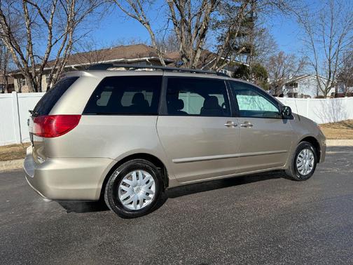 2006 Toyota Sienna CE