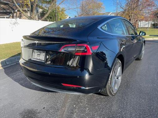 2019 Tesla Model 3 Mid Range