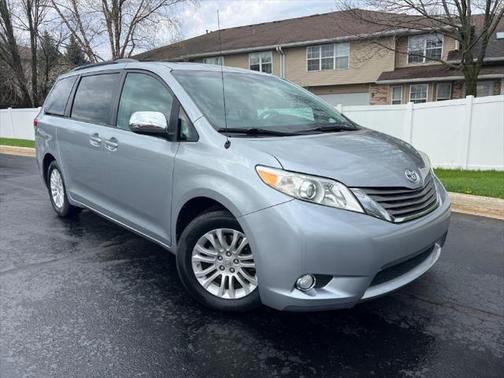2011 Toyota Sienna XLE