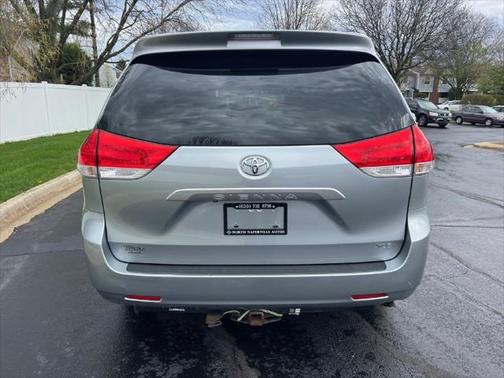 2011 Toyota Sienna XLE