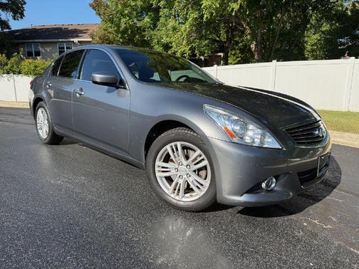 2012 INFINITI G37x Base