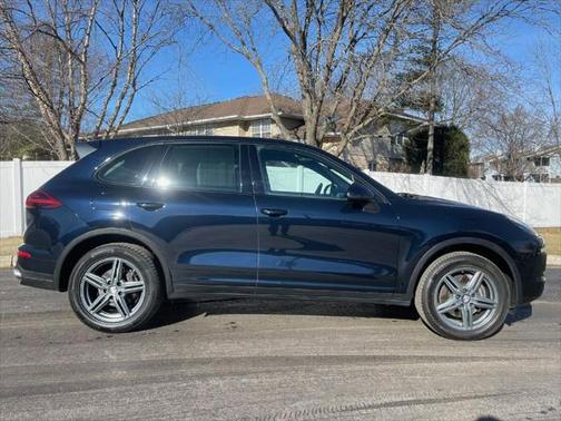 2016 Porsche Cayenne Base