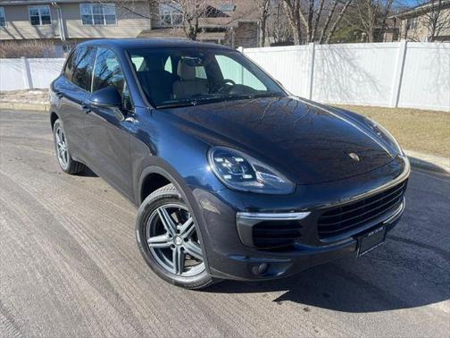 2016 Porsche Cayenne Base