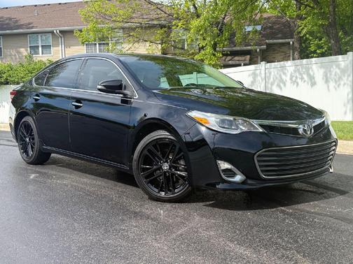 Attitude Black 2015 Toyota Avalon XLE