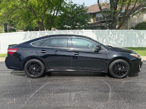 Attitude Black 2015 Toyota Avalon XLE