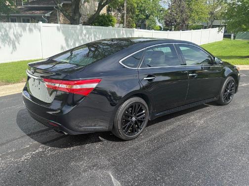 Attitude Black 2015 Toyota Avalon XLE