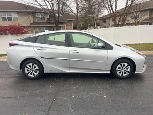 2018 Toyota Prius 4DR