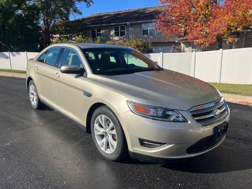 2011 Ford Taurus SEL