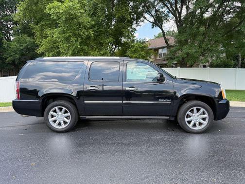2011 GMC Yukon XL Denali