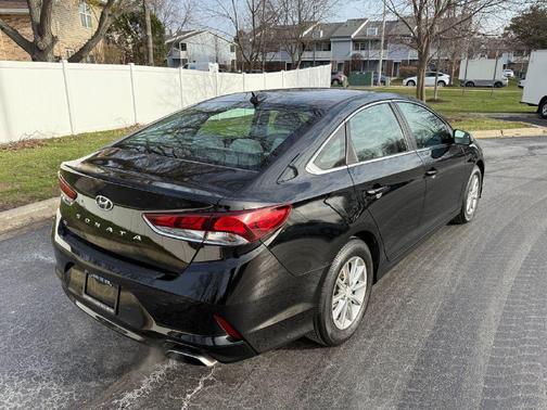 Phantom Black 2018 Hyundai SONATA SE