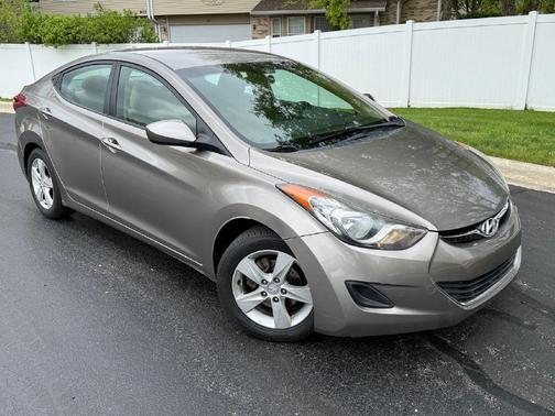 TAN 2011 Hyundai ELANTRA GLS