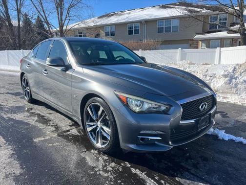 2015 INFINITI Q50 Premium