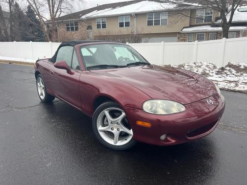 2003 Mazda MX-5 Miata LS