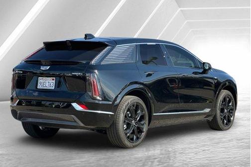 2025 Cadillac OPTIQ Luxury