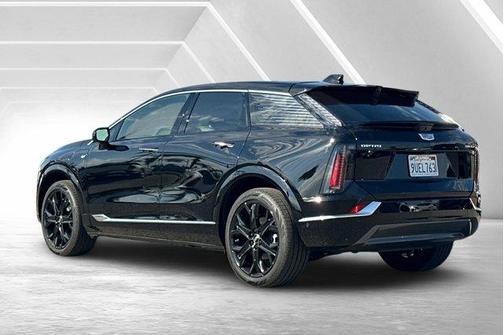 2025 Cadillac OPTIQ Luxury