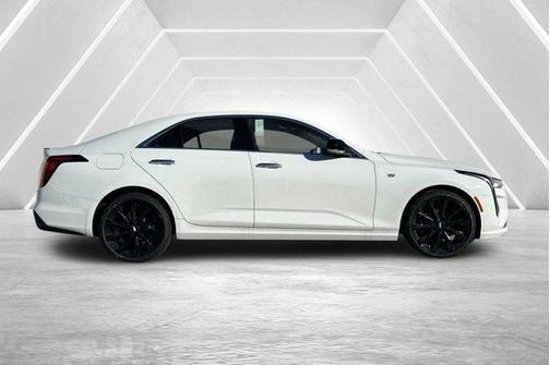 2025 Cadillac CT4 Luxury