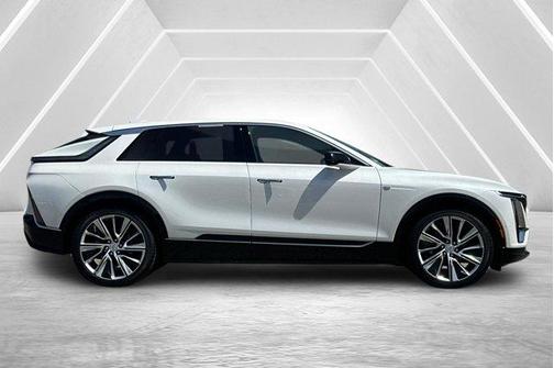 2024 Cadillac LYRIQ Luxury