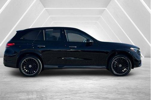 2023 Mercedes-Benz GLC 300 Base 4MATIC