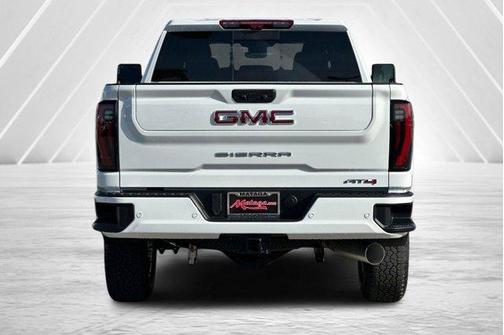 2025 GMC Sierra 2500 AT4
