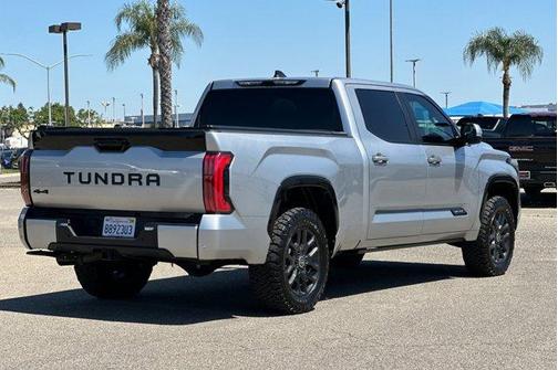 2024 Toyota Tundra Hybrid Platinum