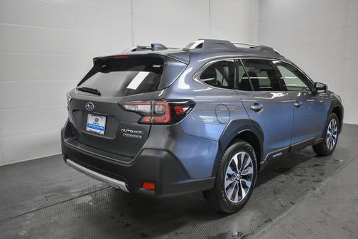 2025 Subaru Outback Touring XT