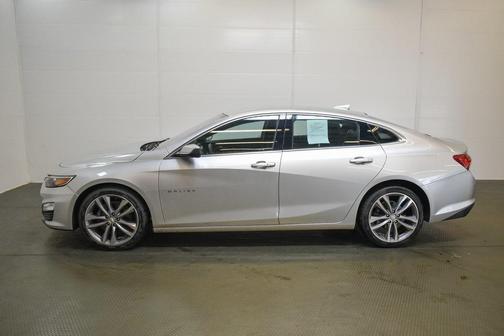 2022 Chevrolet Malibu FWD LT