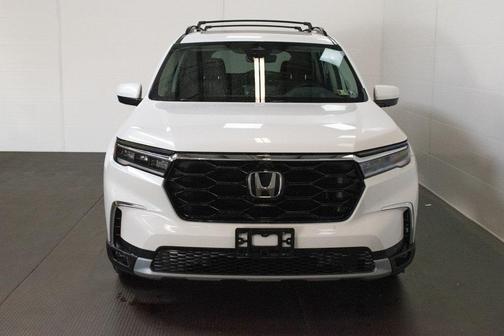 2023 Honda Pilot AWD Elite