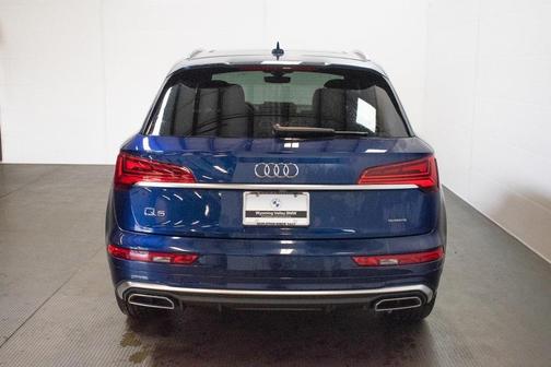 2022 Audi Q5 45 S line Premium Plus