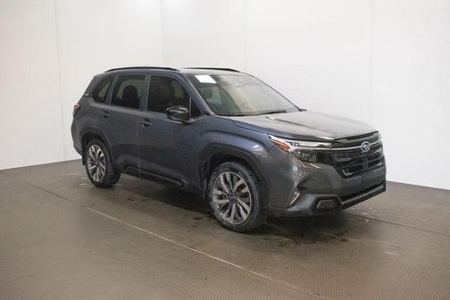Magnetite Gray Metallic 2025 Subaru Forester Touring