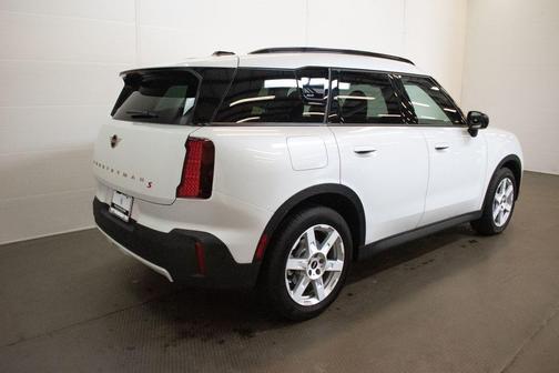 White Metallic 2025 MINI Countryman Cooper S ALL4