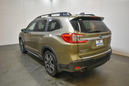 2025 Subaru Ascent Limited 8-Passenger