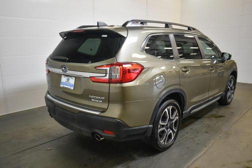 2025 Subaru Ascent Limited 8-Passenger