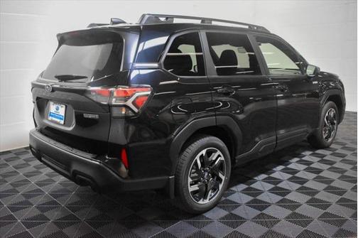 2025 Subaru Forester Hybrid Premium