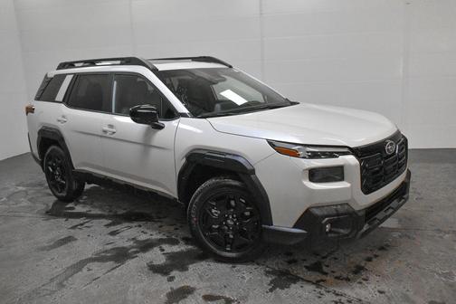 Crystal White Pearl 2026 Subaru Outback Premium
