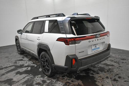 Crystal White Pearl 2026 Subaru Outback Premium