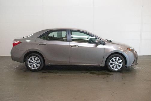 Brown 2016 Toyota Corolla LE