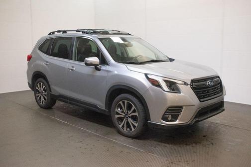 Ice Silver Metallic 2023 Subaru Forester Limited