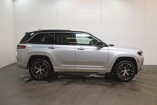 2022 Jeep Grand Cherokee 4xe Summit Reserve