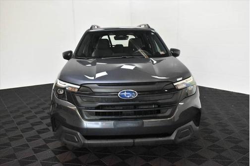 2025 Subaru Forester Base