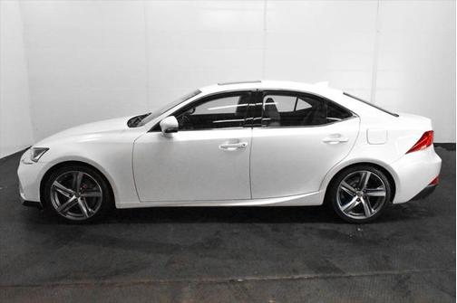 2018 Lexus IS 300 Base