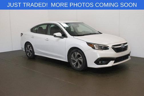 Crystal White Pearl 2022 Subaru Legacy Premium