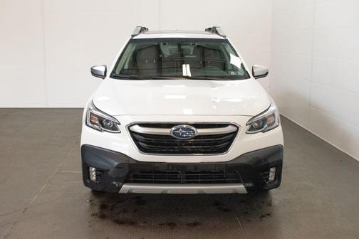 Crystal White Pearl 2022 Subaru Outback Touring XT