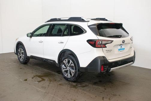 Crystal White Pearl 2022 Subaru Outback Touring XT